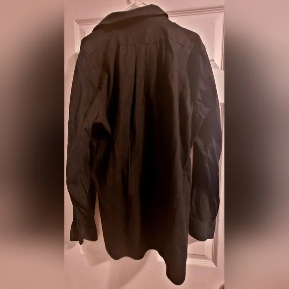 Gap long sleeve shirt- Size XL - Picture 2 of 3